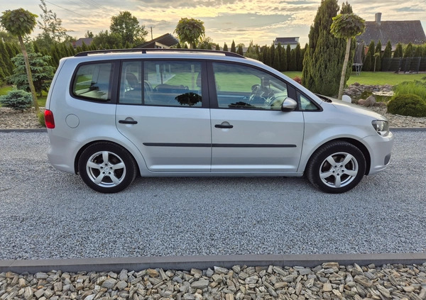 Volkswagen Touran cena 27000 przebieg: 190000, rok produkcji 2012 z Sztum małe 106